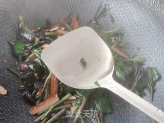 补血菜炒豆干的做法步骤：6