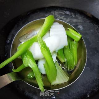 西芹炒山药的做法步骤：6