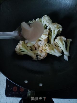 干煸菜花的做法步骤：3