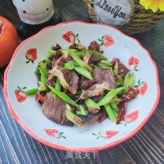 驴肉炒芹菜的做法步骤：12