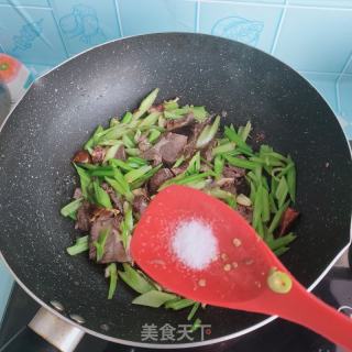 驴肉炒芹菜的做法步骤：10