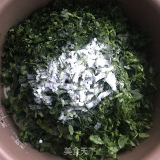 苜蓿菜馍馍的做法步骤：3