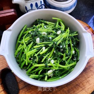 茶油炒茼蒿的做法步骤：10