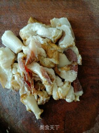 腊肉炒春笋的做法步骤：3