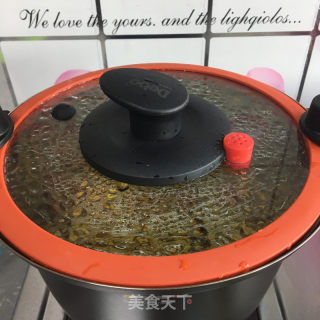 鹿茸菇板栗炖鸡块的做法步骤：10
