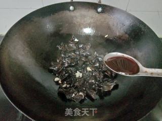 青椒炒黑木耳的做法步骤：5