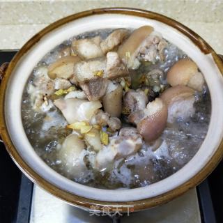 沙姜焗猪脚的做法步骤：9