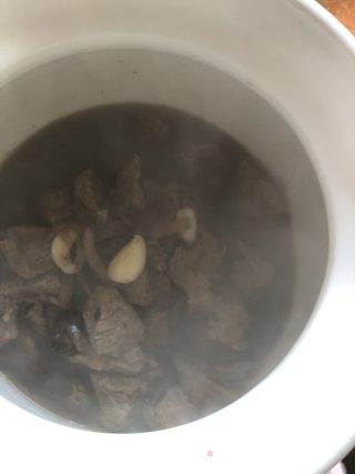 土豆炖牛肉的做法步骤：6