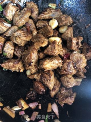 土豆炖牛肉的做法步骤：5