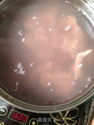 土豆炖牛肉的做法步骤：3