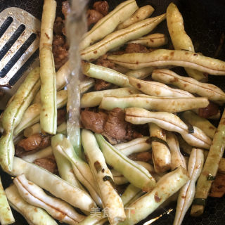 土豆炖豆角的做法步骤：13