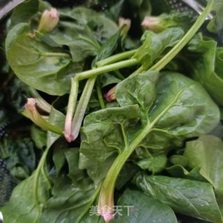 菠菜拌麻椒鸡的做法步骤：1