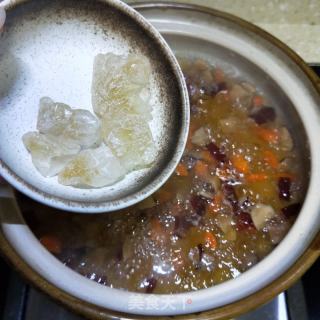 红枣牛奶炖雪燕的做法步骤：7