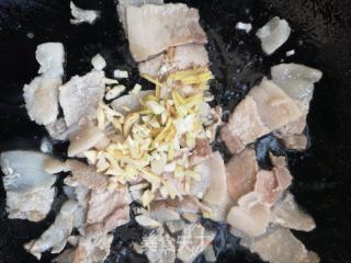 杏鲍菇尖椒炒肉的做法步骤：4