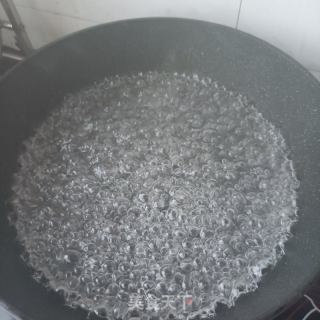 茵陈鲜肉包的做法步骤：2