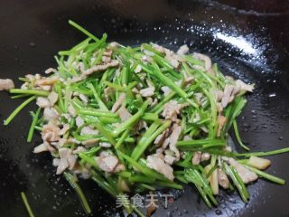芫爆里脊丝的做法步骤：11