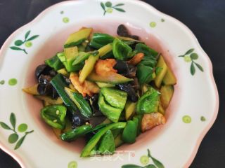 青椒黄瓜炒肉片的做法步骤：11