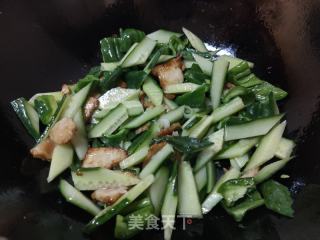 青椒黄瓜炒肉片的做法步骤：7