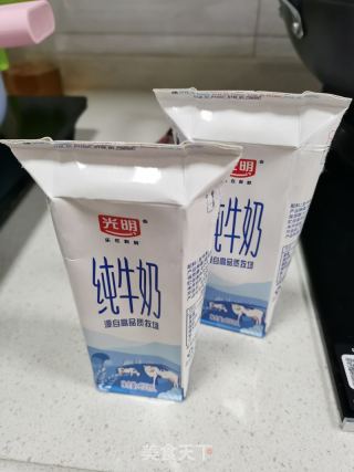 糯米香奶茶的做法步骤：4