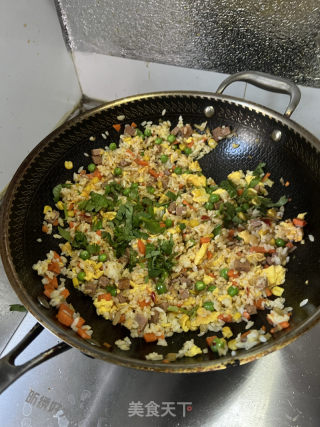什锦炒饭的做法步骤：6