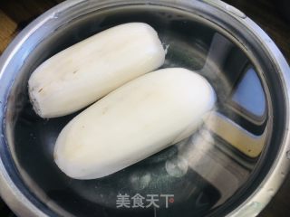新派藕夹的做法步骤：1
