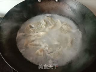 韭菜虾皮饺子的做法步骤：12