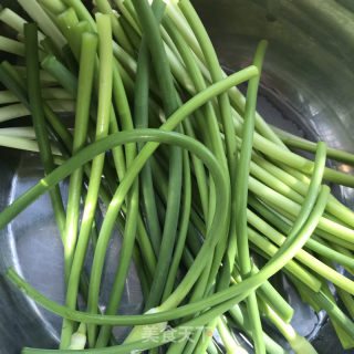 蒜苔炒肉丝的做法步骤：1