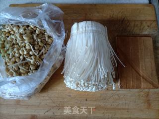 香豆皮拌豆芽的做法步骤：1