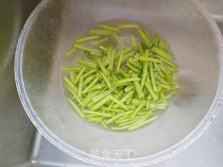 炒空心菜的做法步骤：3
