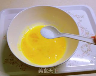 香椿炒鹅蛋的做法步骤：5