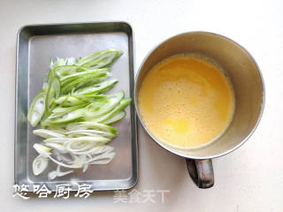 酱炒鸡蛋的做法步骤：2