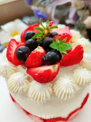 草莓奶油生日蛋糕的做法步骤：32