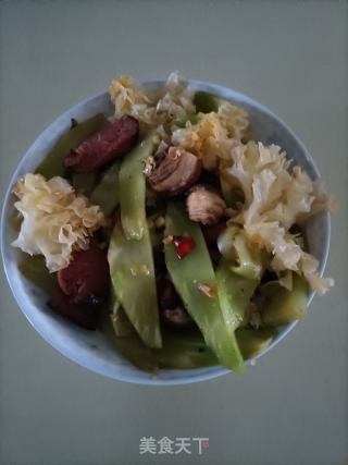 青笋炒腊肉的做法步骤：10