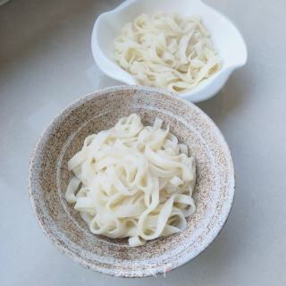 韭菜鸡蛋手擀面的做法步骤：8