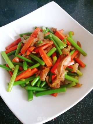 肉炒蒜苔胡萝卜的做法步骤：6