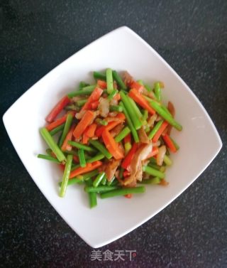 肉炒蒜苔胡萝卜的做法步骤：5