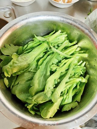 蒸茼蒿的做法步骤：1