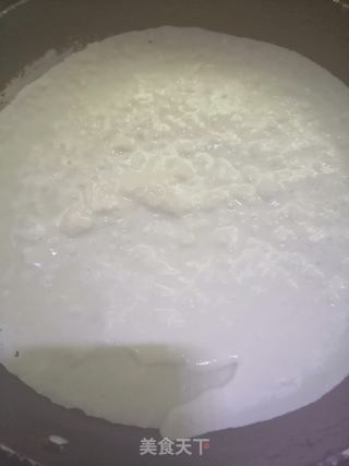 鸡蛋锅边的做法步骤：3
