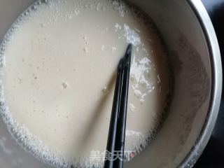 鸡蛋锅边的做法步骤：2