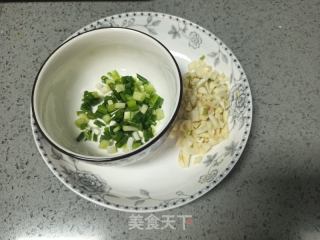 西红柿炒鸡蛋的做法步骤：2