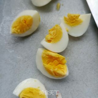苦菊拌煮蛋的做法步骤：5