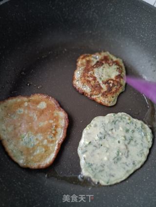 黑芝麻糊苦菜饼的做法步骤：12