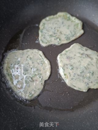 黑芝麻糊苦菜饼的做法步骤：10