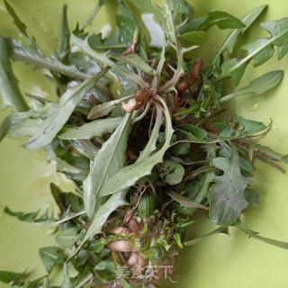 黑芝麻糊苦菜饼的做法步骤：1