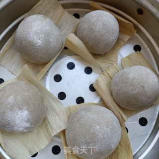 黑芝麻核桃桑葚粉馒头的做法步骤：9