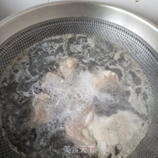 五指毛桃排骨汤的做法步骤：7