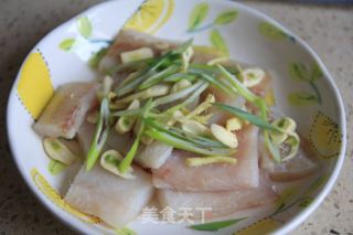 清蒸鳕鱼的做法步骤：6