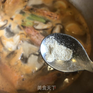 虾头粉丝豆腐汤的做法步骤：11