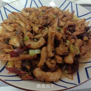 黄豆酱炒鱿鱼的做法步骤：10