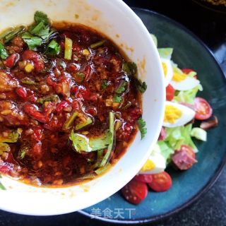 蒜香牛肉鸡蛋沙拉的做法步骤：8